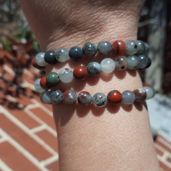 8mm African Bloodstone Bracelet - Picture 4 of 5